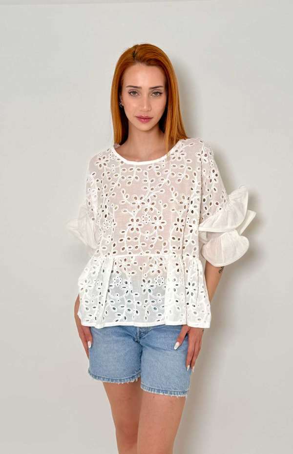 BLOUSE WITH RUFFLE SLEEVES