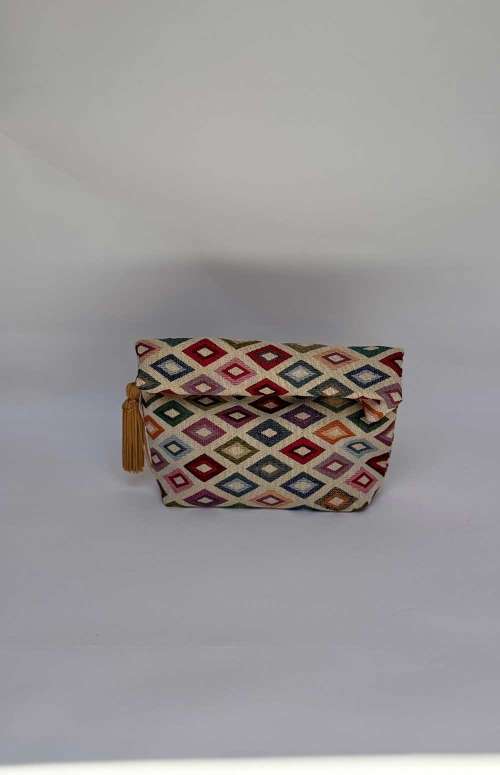 WRAP CLUTCH BAG