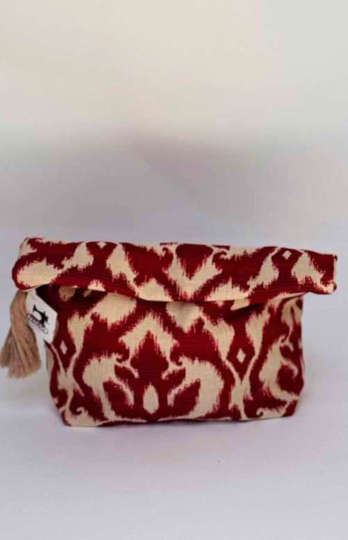 WRAP CLUTCH BAG