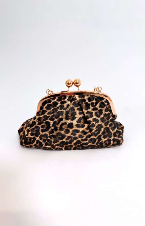 MINI KISS LOCK CLUTCH | SOIL/BLACK