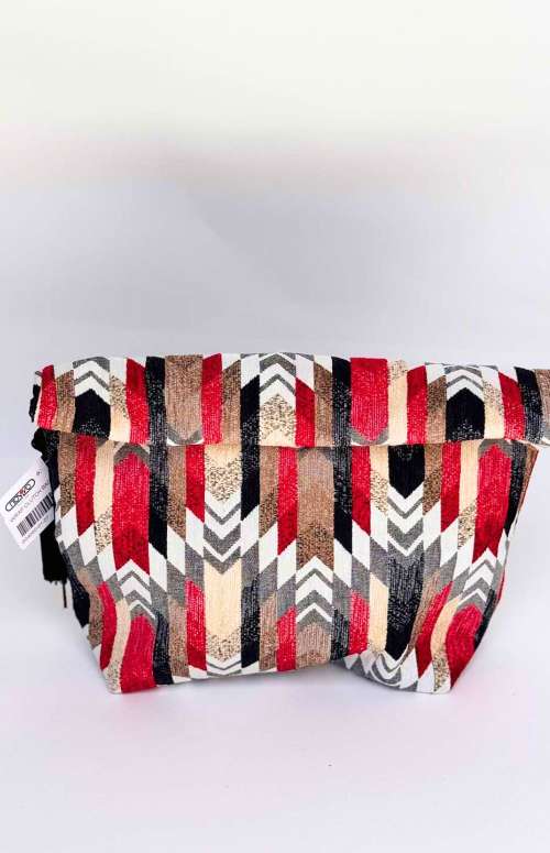 WRAP CLUTCH BAG