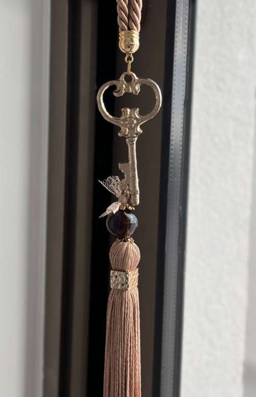 KEY DOOR CHARM